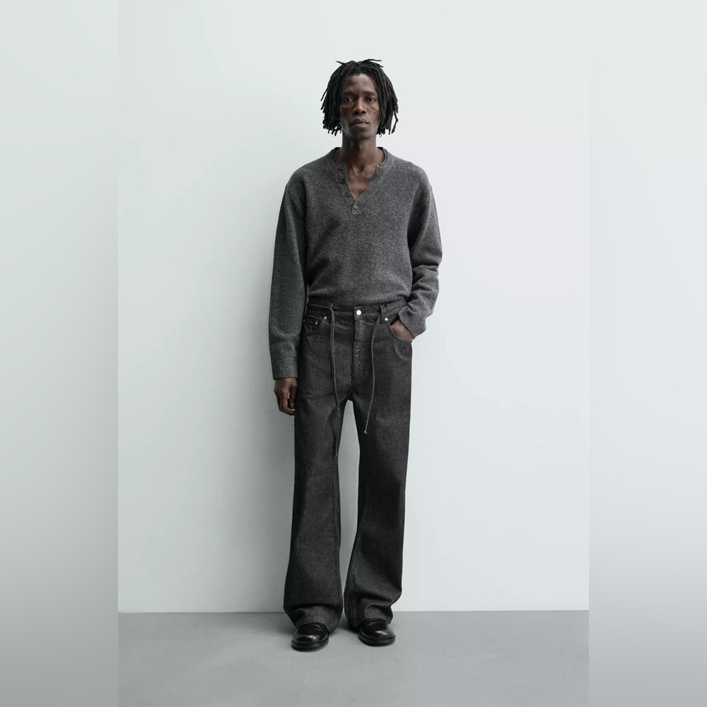 Zara Relaxed Flare‎ Fit Jeans